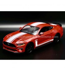 Miniature Ford Mustang 1/24 Motormax GT Rouge/blanche 2018